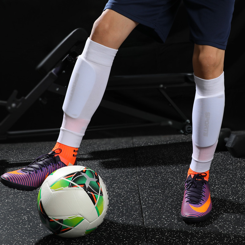 

Sports Safety Shin Guard Sleeves for Soccer, Running, Voleyball Compression Leg Sleeves - Football Legs Sleeves Shin Splint Support Safety Elbow, White