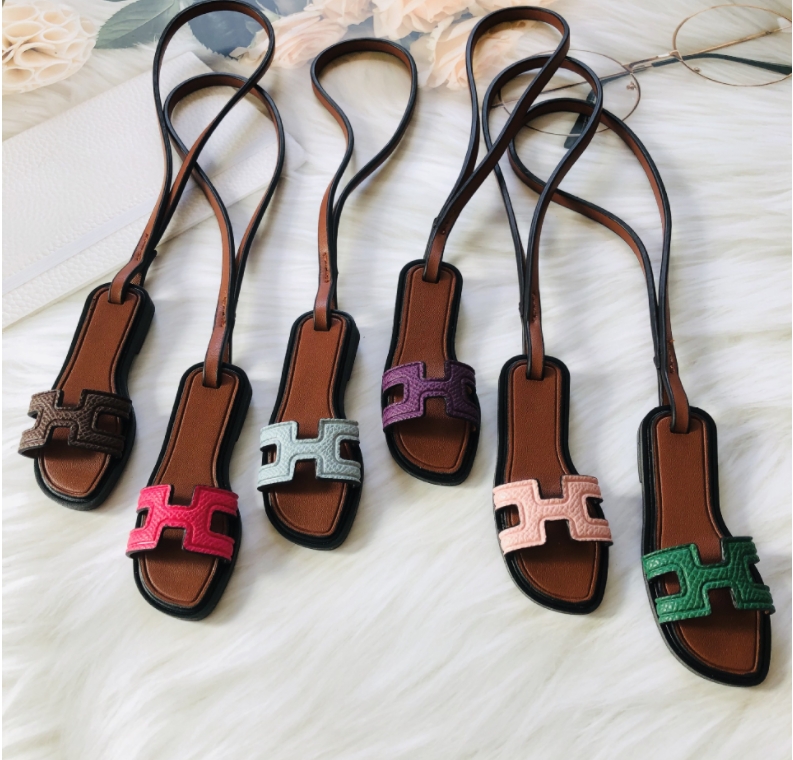 

Letter slippers pendant PU leather bag Parts. Fashion car keychain