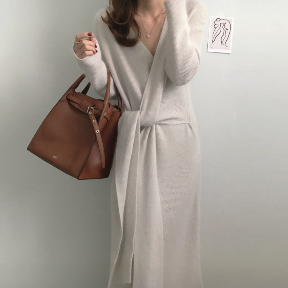 

2021 New in South Korea Fashion V-neck Lace Package Autumn Office Work Women Wear Midi Sweater Informal D01l, White