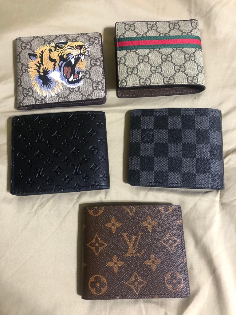 

2021New Top High quality L wallets cardholder Paris plaid style luxury mens wallet women wallet high-end luxury s designer L wallet, Red;black