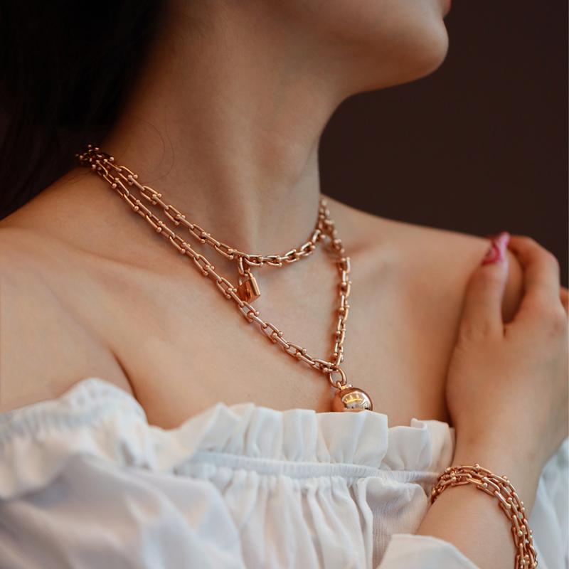Chaînes 925 Collier en argent Sterling Hommes et femmes Série de quincaillerie Verrouillage de balle à balles en forme de U bijoux personnalisés