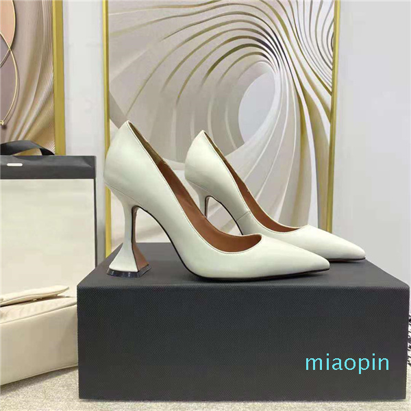 

Fashion Shoes White Amina Italy Muaddi Ami Pumps Wedding Party Pyramid High Heel Paris IxY