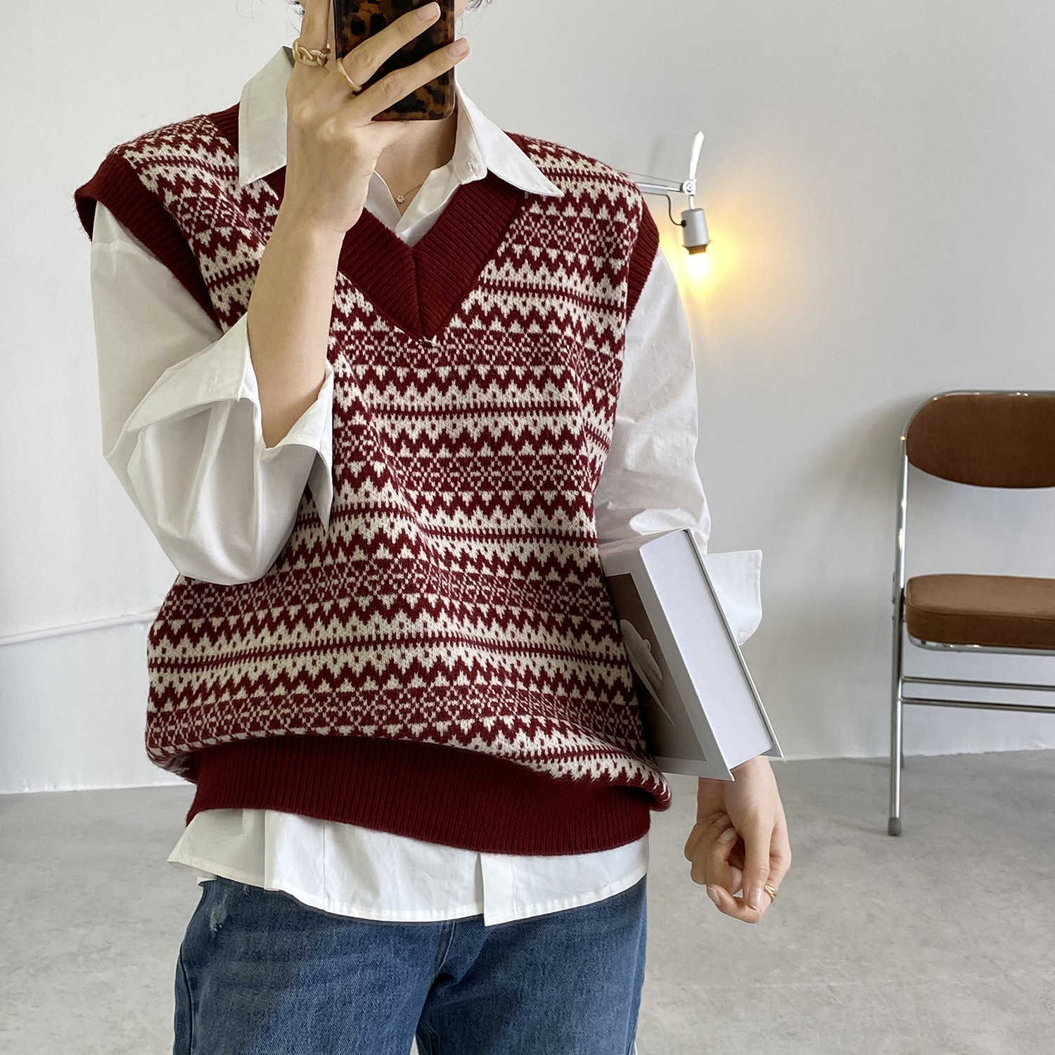 

Vintage V-neck Knitted Waistcoat Women Spring Sleeveless Sweater Casual Vest Pullovers 210607, Coffee