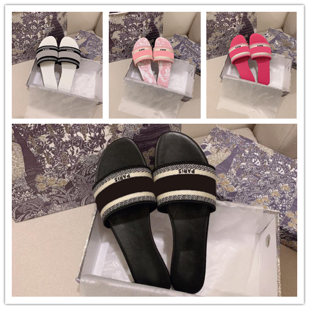 

2021 New Classics sandals Fashion slippers slides Floral brocade Gear bottoms Flip Flops women shoes striped Beach causal slipper home011 01, Camouflage