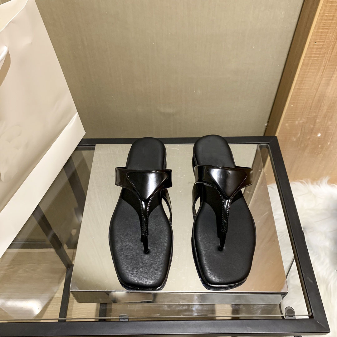 

Designers slippers famous brand Beach Classic Flat heel Summer Fashion flops leather lady Slides women shoes Ladies sexy Sandals Large size nice good, Lightgreen