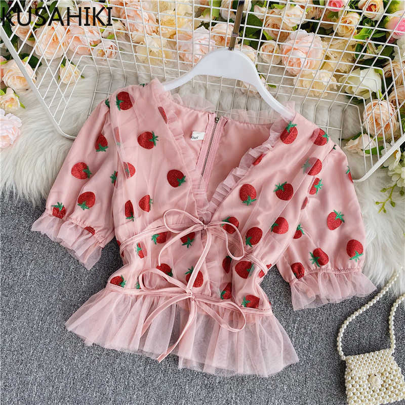 

Japanese Sweet Strawberry Printed Blouse Shirt Bow Tie Mesh Ruffle Women Blusas Slim Waist Short Top 6E742 210603, Pink