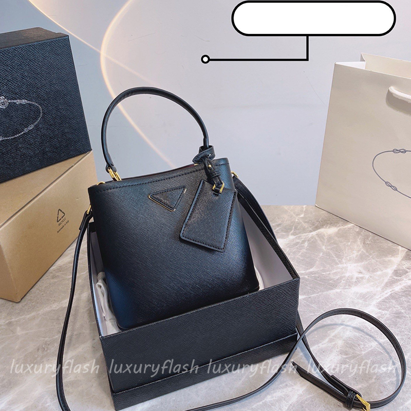 

Multicolor Designer Bucket Bag Fashion Luxurys Shoulder Crossbody Bags 7 Color Coin Purse Portable Handbags Wallet with Pendant, Box(not sold serapately)