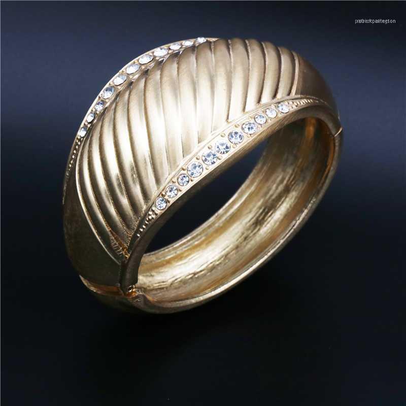 

Bangle Pz Jewellery Fashion Trendy Gold Color Bracelet& Bangles For Women With Crystal Stones Bracelet1
