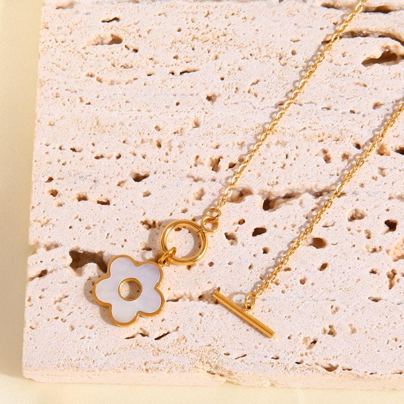 

Pendant Necklaces FANSHIDI Natural White Shell Flower Toggle Necklace For Women Stainless Steel Metal Choker Rolo Chain Kette, Silver