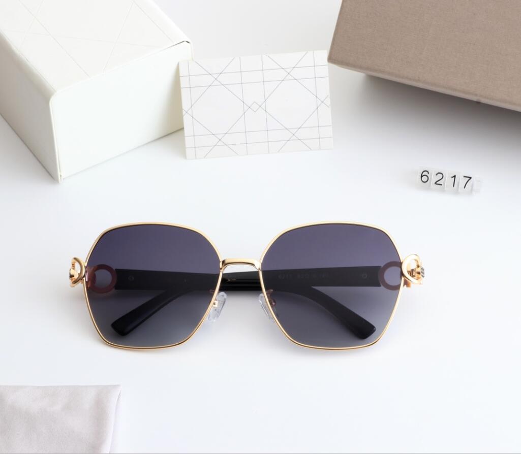 

2021 New fashion designer sunglasses Women Mens Sunglasses frame simple bestselling style Mens Sun glasses top quality protection outdoor p, White;black