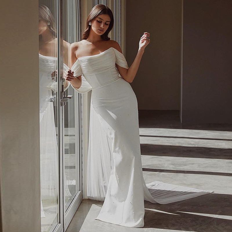 

Modern Off the Shoulder Mermaid Wedding Dresses Ruched Pearls Sweep Train Bridal Gown Country Trumpet Wedding Gowns, Same as image