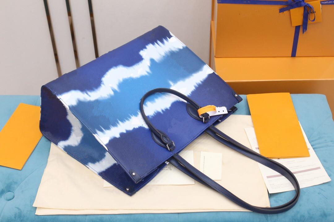 

Large capacity rectangular totes female Luxury Designer Shoulder Bag High quality leather classic printing blue handbag, Red