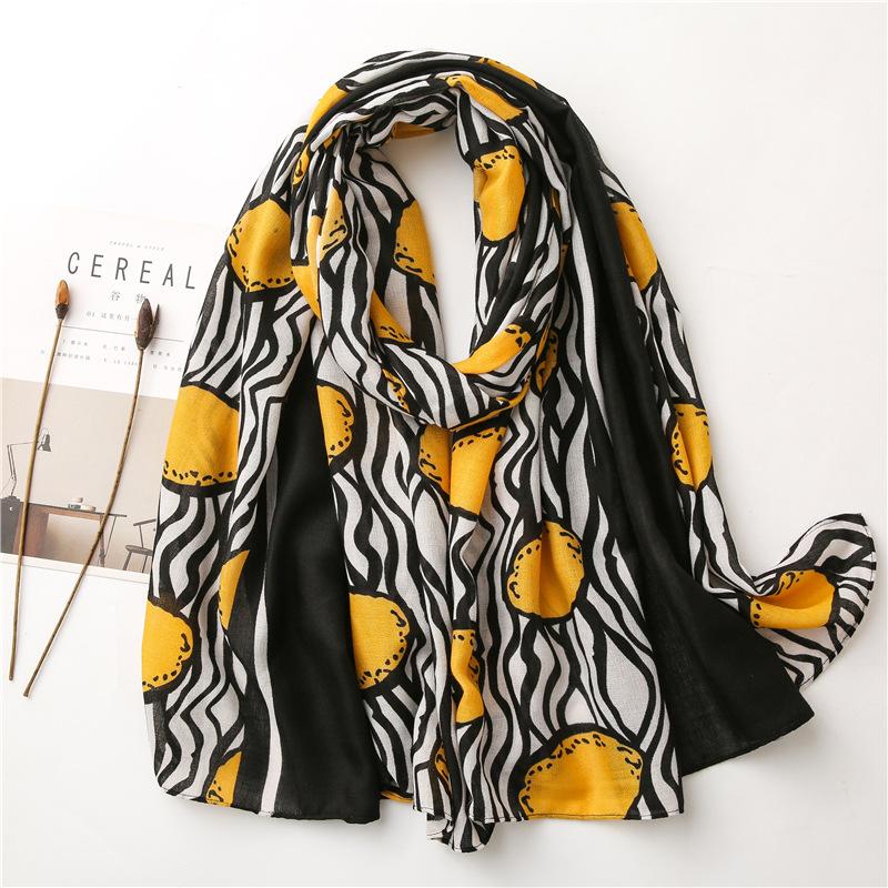

Scarves Winter Black White Striped Scarf Women's Lemon Print Cotton And Hemps Tassels Shawl