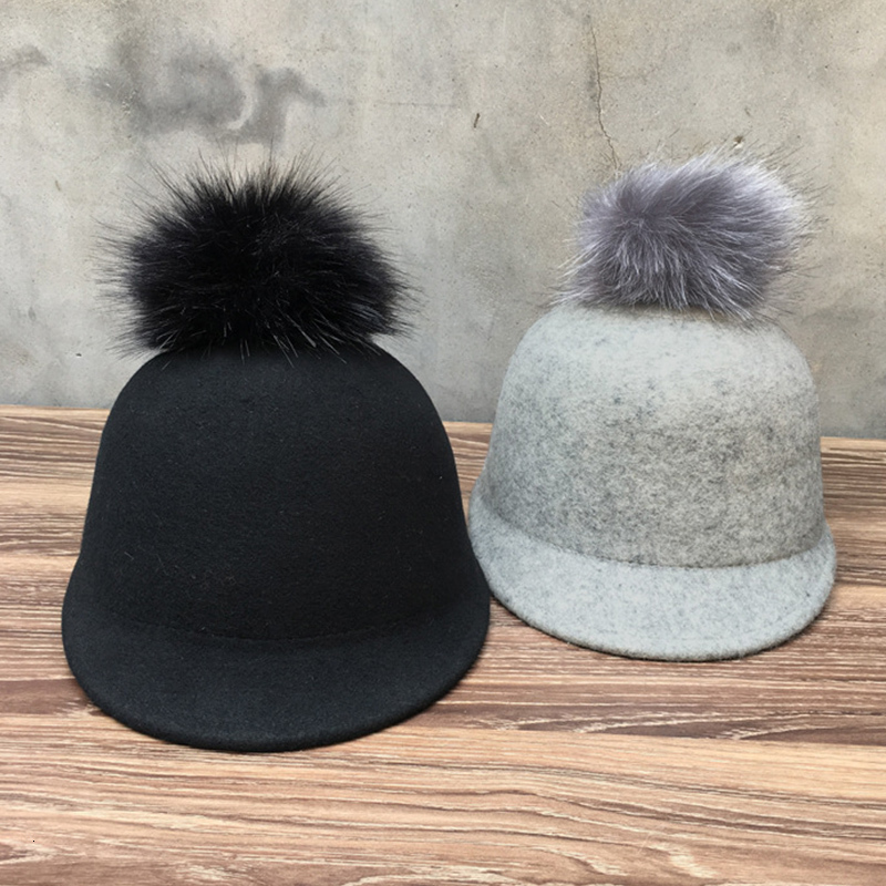 

2021 New Black Gray Women Adjustable Baseball Warm Wool Faux Fur Pompom Winter Cap Hip-hop Snapback Hat Gorras Dropshing 40gk