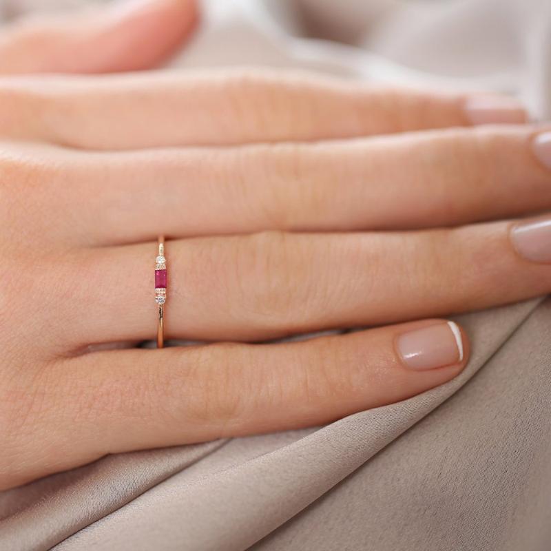 

Cluster Rings Thin Dainty For Women Elegant Red Crystal OL Rose Gold Color Working Gift Fashion Mini Cute Girls Jewelry Wholesale KCR065, Golden;silver