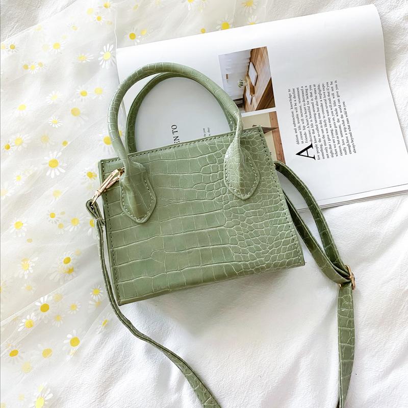 

One shoulder lady's bag 2021 fashion new fashion versatile one shoulder handbag, Black