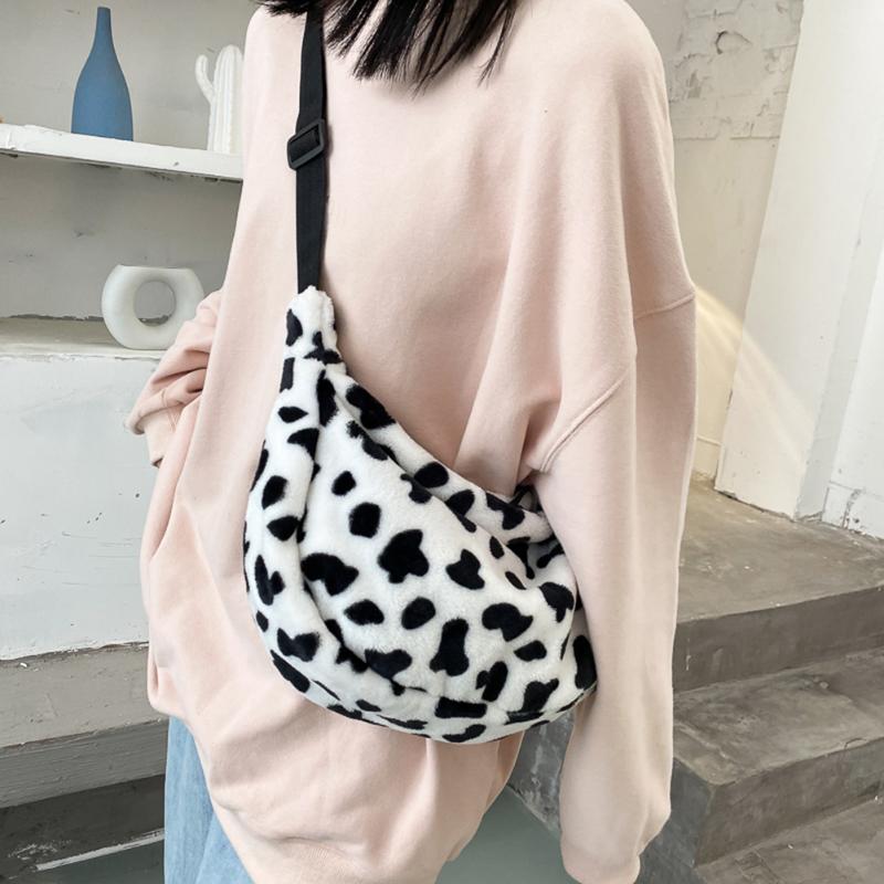 

New Vintage Design Women Shoulder Bag Female Handbags Cute Milk Cow Pattern Tote Fashionable Ladies Bags Fluffy Phone Purse New, White