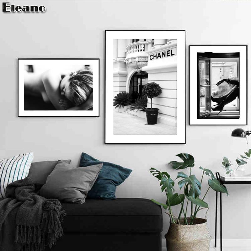

Paintings Retro Black And White Nude Woman Canvas Print Nordic Style Villa Poster Fashion Classic Home Decoration Wall Art Picture