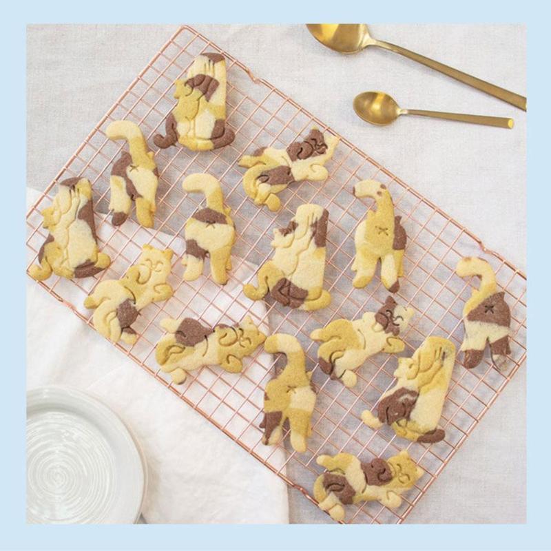 

Baking Moulds 1PC Cat Cookie Cutters Mold Cute Kitty BuShape Biscuit Kitchen Hand Stamp Tools Bakeware Mould U6L3
