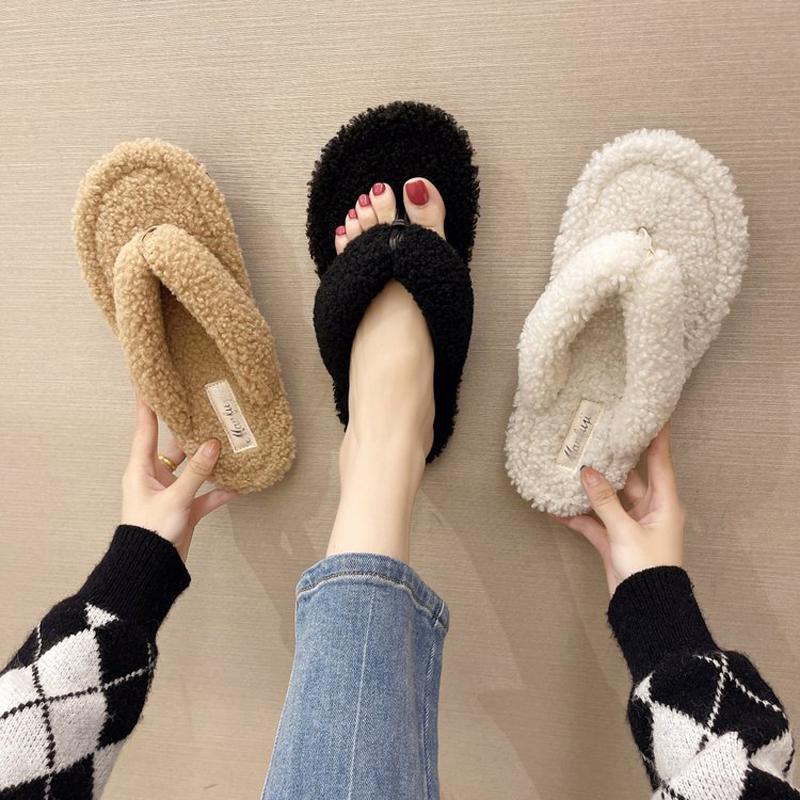 

Slippers Women's Furry Winter Flip Flops Warm Home Slippers, Bathroom And Living Room 35-40 Size, Black