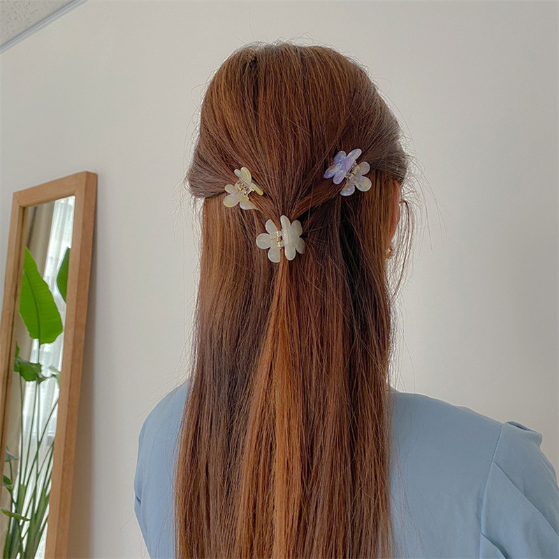 

Length 3.3 CM Mini Size Flowers Shape Hair Clamps Girls Acetic Acid Floral Multi Color Claw Clips Women Scrunchies Head Wear Hairpins Hair Accessories 8 Colors
