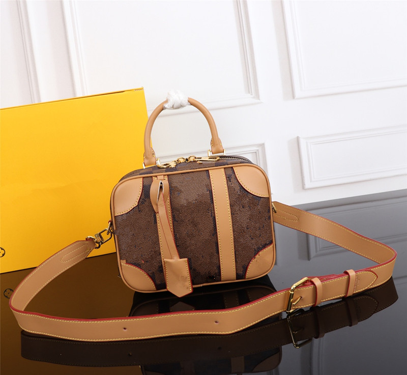 

High Quality Women Bag Clutch purse Genuine Leather Classic coffer, one shoulder messenger, medieval