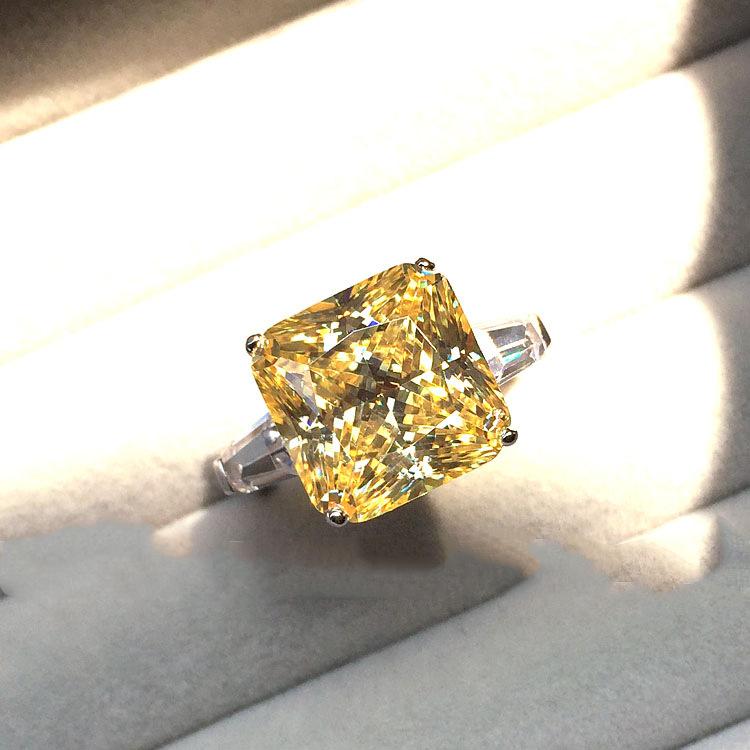 

Wedding Rings Gorgeous Charming Large Square Yellow Stone Ring Women Fashion Color Crystal Zircon Bridal Trendy Jewelry