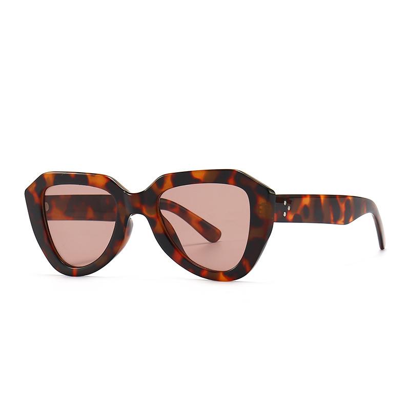 

Sunglasses Luxury Irregular Women Brand Designer PC Frame Gradient Lens Classic Rivet Shades Female Male Fashion Eyewear UV400
