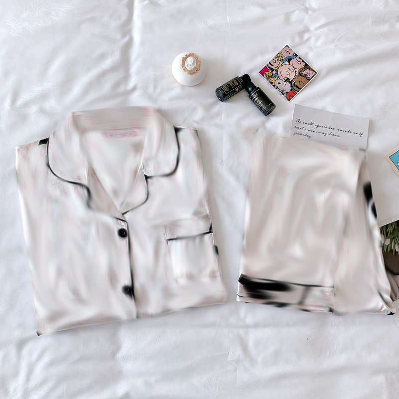 

Luxury Ice Silk Pajamas Designer Soft Thin Sleepwears Spring Summer Women Satin Pajamas Sleeve Trousers 2 Piece Suit, As pic