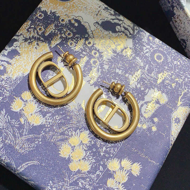 

01 Dijia earrings / D's 20 years CD letter simple fashion temperament women's net red same earrings 3U9Z, Golden