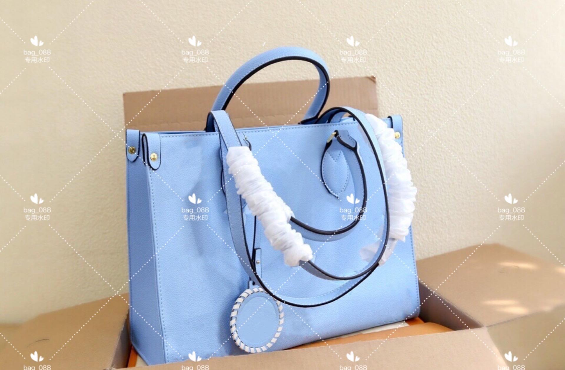

Latest 35cm Women Designers Handbags Crossbody Bags 2021 Summer Gradient Color Large-capacity Mommy Shopping Bag Fashion Tote Shoulder Purse Embossing