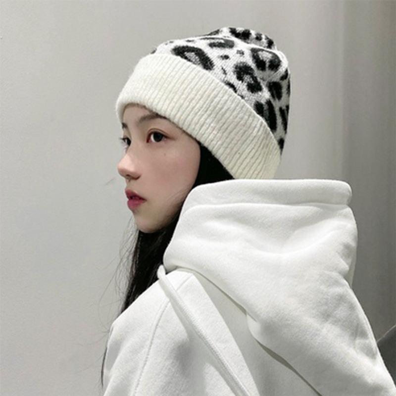 

Berets 2021 Leopard Print Beanie Street Fashion Skullies Beanies Bonnet Hats For Women Caps Men Chapeau Femme Hat Bonnets Gorras Hombre