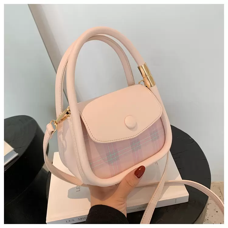 

2021 small bag summer trendy texture slant bags women's summer bags small square bag