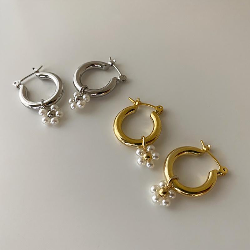

Hoop & Huggie Ghidbk Simple Bohemia Pearls Small Flower Earring For Women Gold Silver Color Summer Vintage Statement Earrings Gift