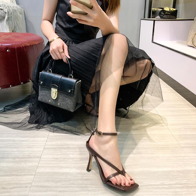 

black buckle 2021 new fashion women's and thin shoes heel square head sandals