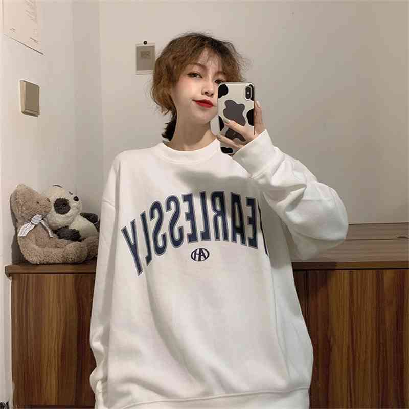 

2021 autumn new college style wear round neck thin sweater women's fashion, White