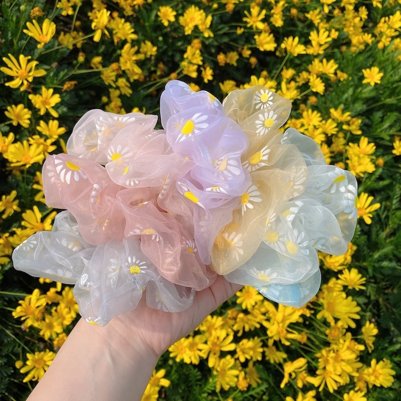 

Little Daisy Chrysanthemum Printing 12cm Organza Large Intestine Circle Scrunchie Student Rope Hair Accessories, Black;brown