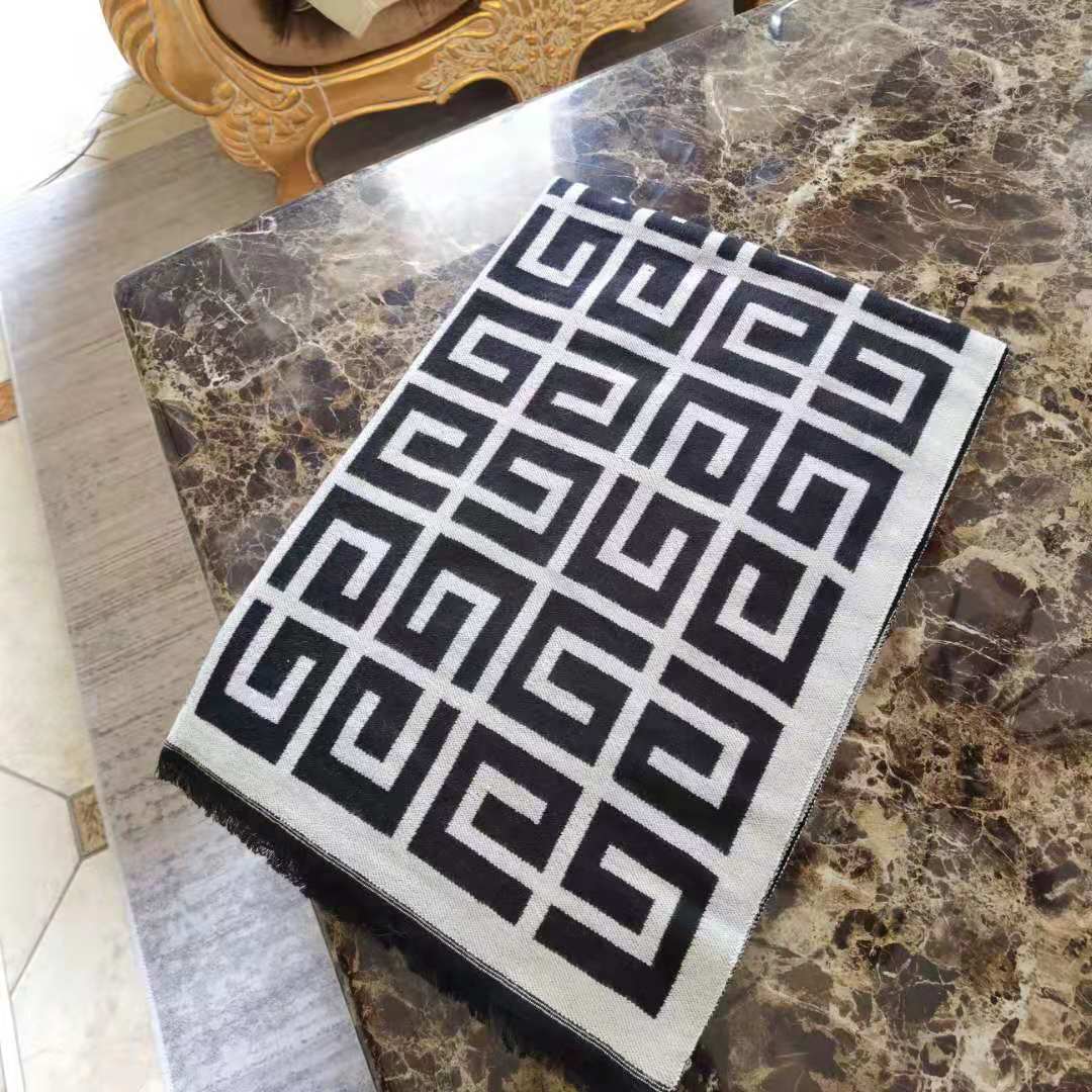 

New Winter Maze Scarf thickened cashmere blend soft and warm two-color double-sided exquisite 180 * 70cm