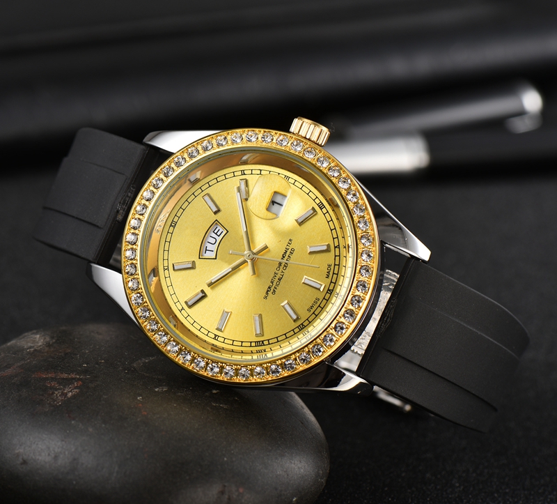 

2021 high quality Women Luxury Watches Three stitches series Work quartz Watch European Top brand Rubber Strap Fashio Dual calendar function Lady's accessories