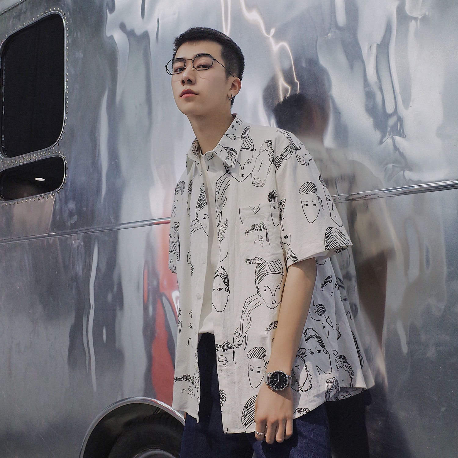 

2021 Summer Men's New Pattern Printing Short Sleeve Male Hawaiian Shirt Men French Cuff Brand Fashion White/black Shirts S- Yw4v