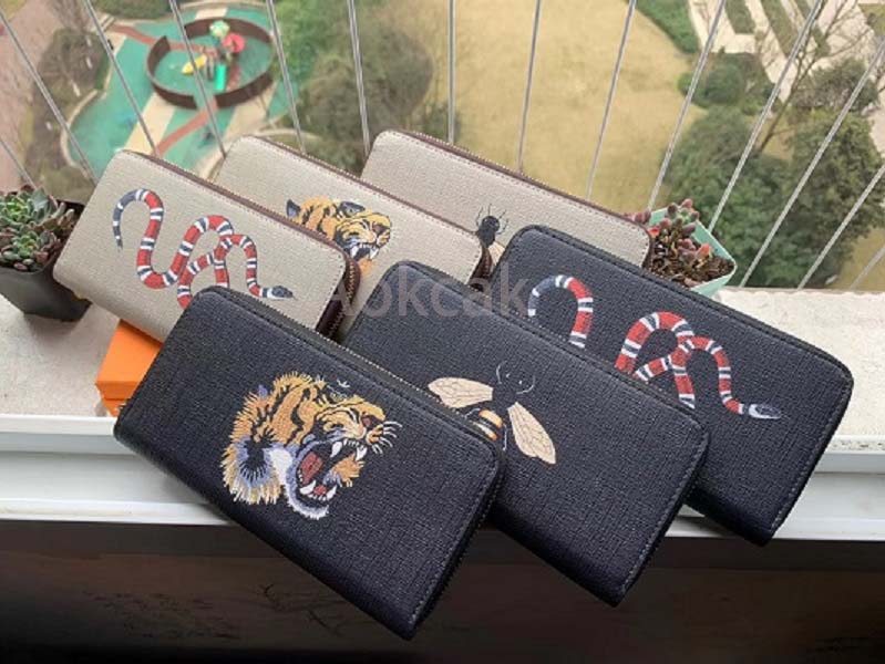 

Men Animal Short Wallet Leather Black Snake Tiger Bee Wallets Women lady Long Style Luxury Purse Wallet Card Holders With Box Top Quality, Short black bee