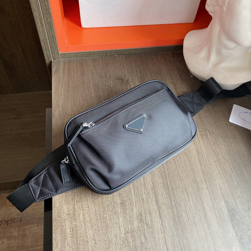 

Men Triple Black Nylon and Leather Belt Bag Fashion Travel Waist Bags Mens Bumbag Cross Body With Zipper Closure Coin Card Purse Fanny Pack, Color