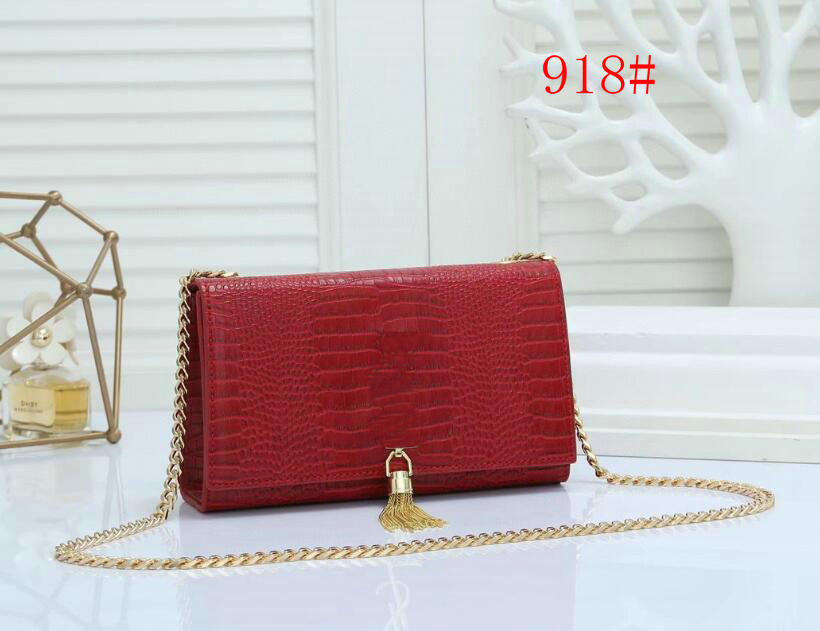 

Designers Handbag Shoulder Chain Crossbody Bag Wallet Purses Totes Alligator Crocodile Pattern Plain Tassel Letter Luxurys Handbags 24x12x5c