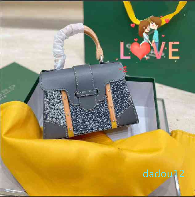 

2022 Saigon bag rivet women's single adjustable strap mobile phone large backpacks Fashion Boston Ladies clutch handbag Shoulder, Box