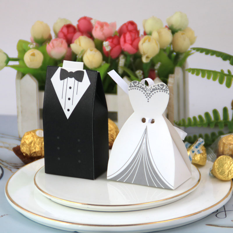 

Favor Holders Creative Tuxedo bridal Dress candy box 100pcs bulk Chocolate Gift Box Bonbonniere wedding card with ribbon, 1 set = bride + groom
