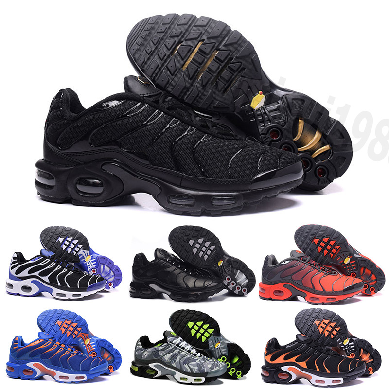 

2021 Plus Mens Tn Running Shoes High Quality Triple Black White Tns Maxes Chaussures Requin Homme Smoky gray Designer Sneakers Trainers 40-46 P29, # 1