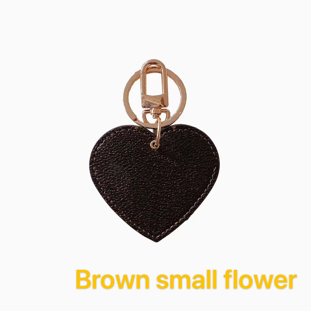 

Luxury Cell Phone Cases love heart Keychain Key Chain Buckle Keychains Lovers Car Handmade Leather Men Women Bags Pendant Accessories without box, #1-brown small flower