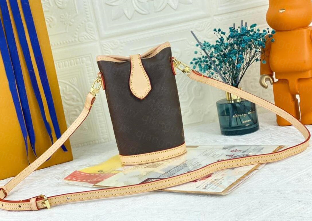 

Luxurys Designers mini fashion bags Genuine leather fold me pouch women shoulder bag letter handbags change wallets classic womens crossbody Evening bagss, Brown flower