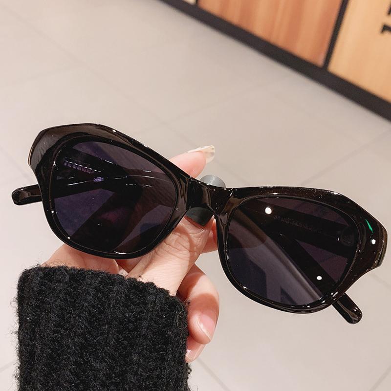 

Sunglasses Vintage Irregular Square Cat Eye For Women 2021 Fashion Black Brown Gradient Sun Glasses Female Ferrule Eyewear