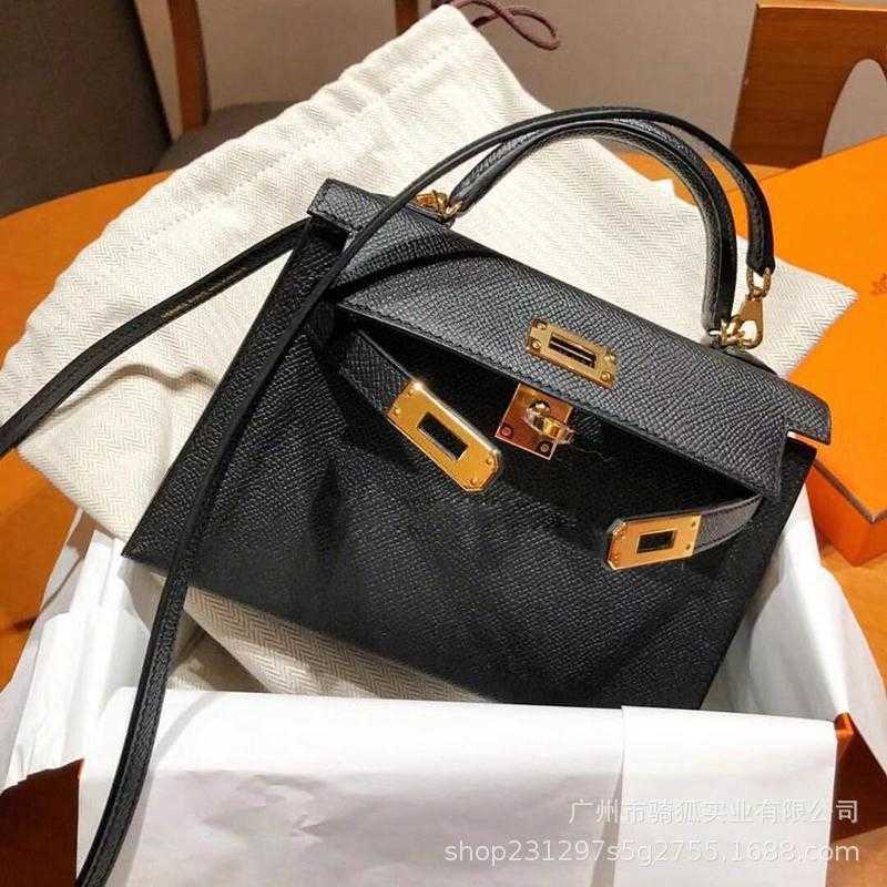 

Hanghhangbag Luxury Designer Fashion Hand Handbag Handbags Backpack Wallet Purse Shoulder Crossbody Tote Bags Mini Bag Yiyi's Manufactu